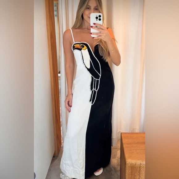 ✨Farm Rio Embroidered Tucan Dress - Picture 2 of 6